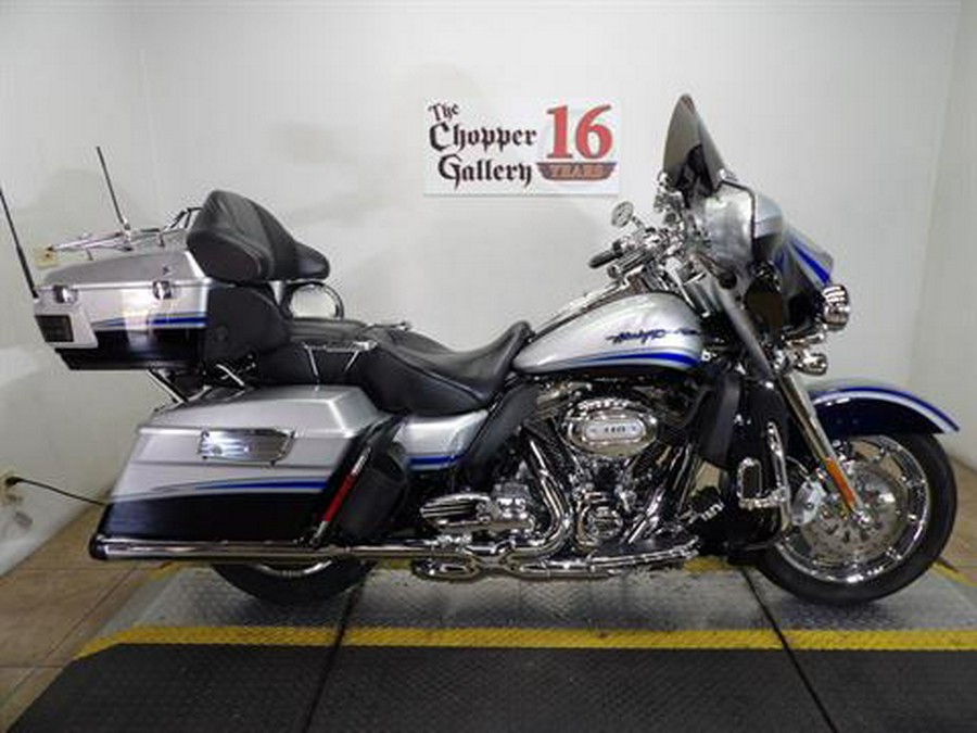 2009 Harley-Davidson CVO™ Ultra Classic® Electra Glide®