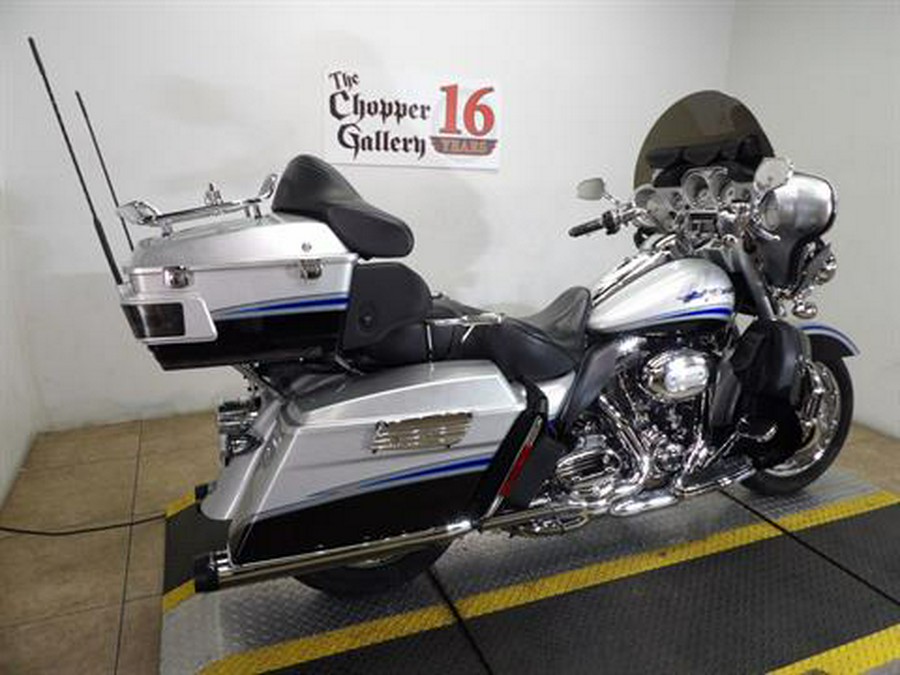 2009 Harley-Davidson CVO™ Ultra Classic® Electra Glide®