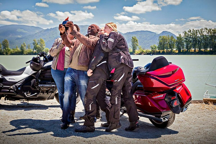 2018 Honda Gold Wing® Tour Airbag DCT