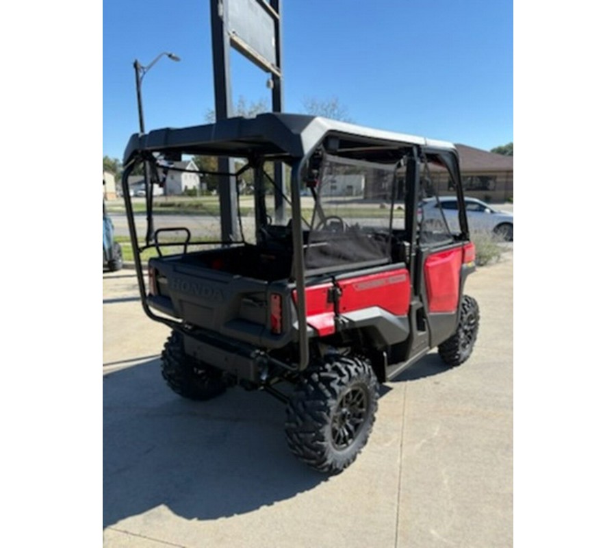 2026 Honda Pioneer 1000-5 Deluxe