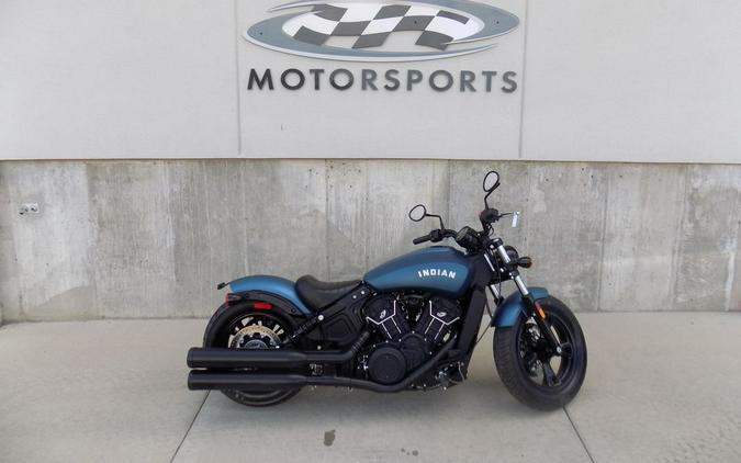 2021 Indian Scout Bobber Sixty Review [Urban Motorcycle Test]