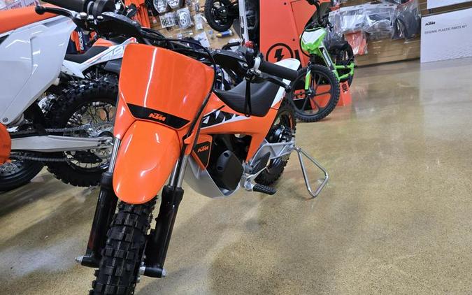 2025 KTM SX-E 2