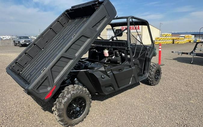 2024 Can-Am® Defender PRO DPS HD10