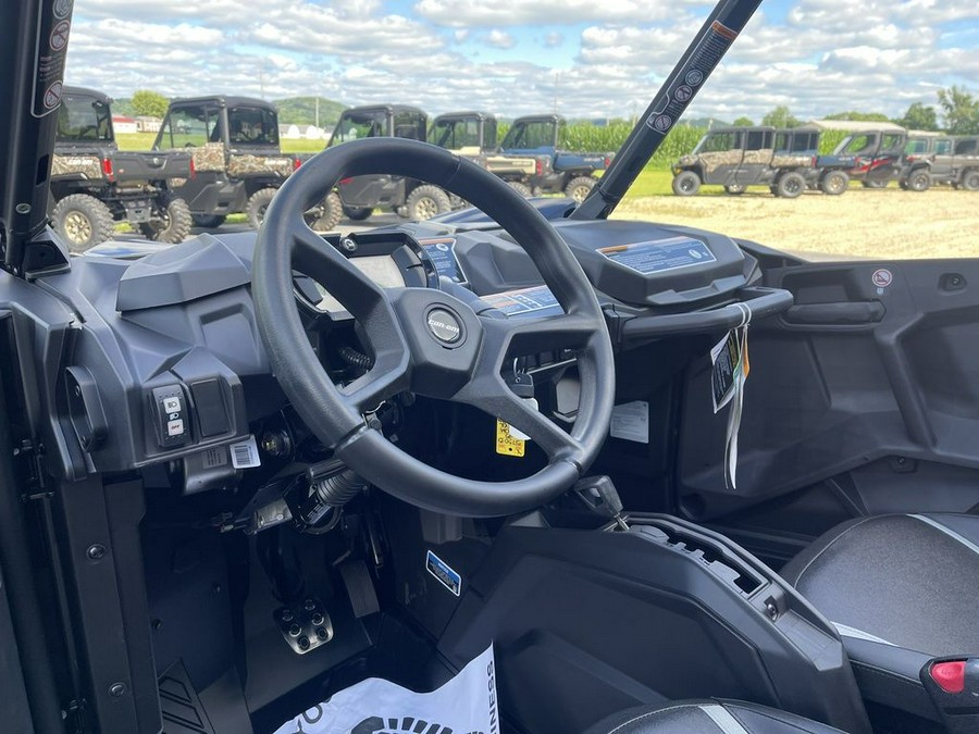 2025 Can-Am® Maverick Sport MAX DPS 1000R