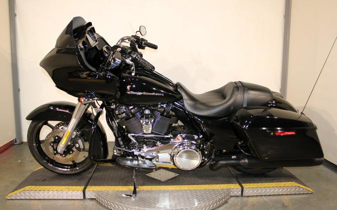 Used 2017 Harley-Davidson Road Glide Special Grand American Touring FLTRXS Motorcycle For Sale In Miami, Florida
