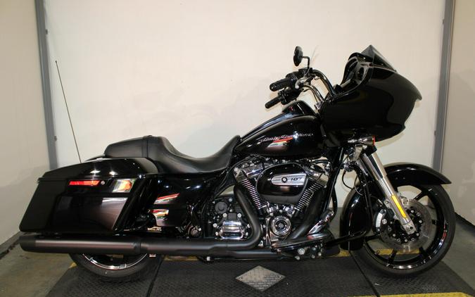 Used 2017 Harley-Davidson Road Glide Special Grand American Touring FLTRXS Motorcycle For Sale In Miami, Florida