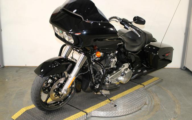 Used 2017 Harley-Davidson Road Glide Special Grand American Touring FLTRXS Motorcycle For Sale In Miami, Florida