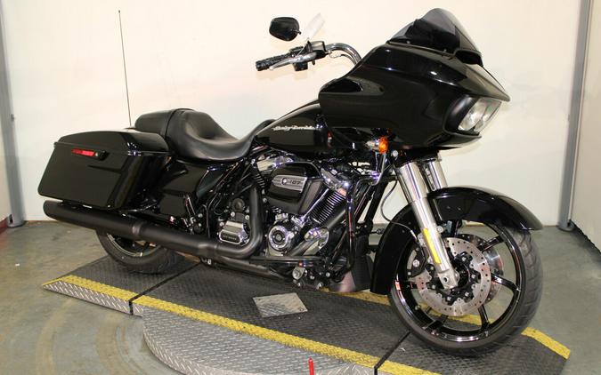 Used 2017 Harley-Davidson Road Glide Special Grand American Touring FLTRXS Motorcycle For Sale In Miami, Florida