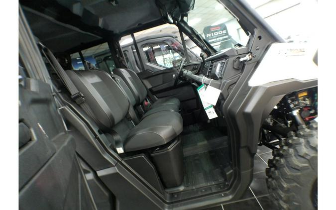 2026 Can-Am SSV DEF MAX LTD 65 HD11