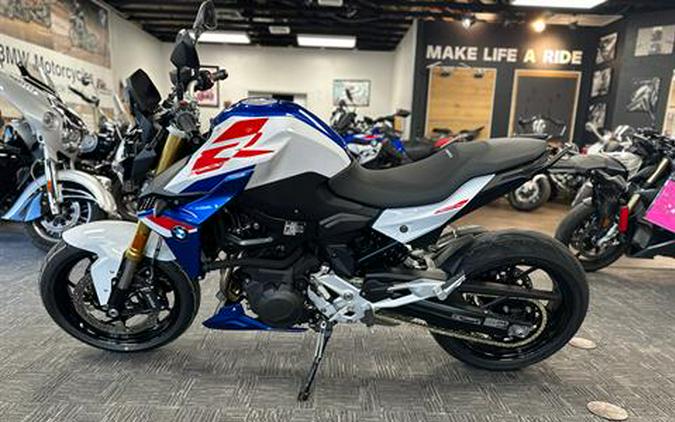 2024 BMW F 900 R