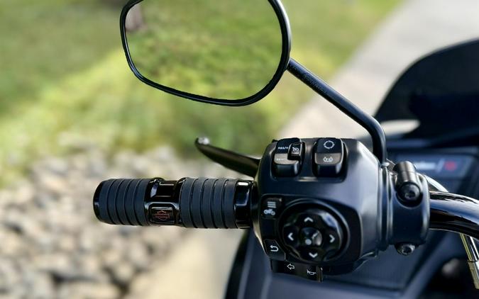 2025 Harley-Davidson® FLTRX - Road Glide®