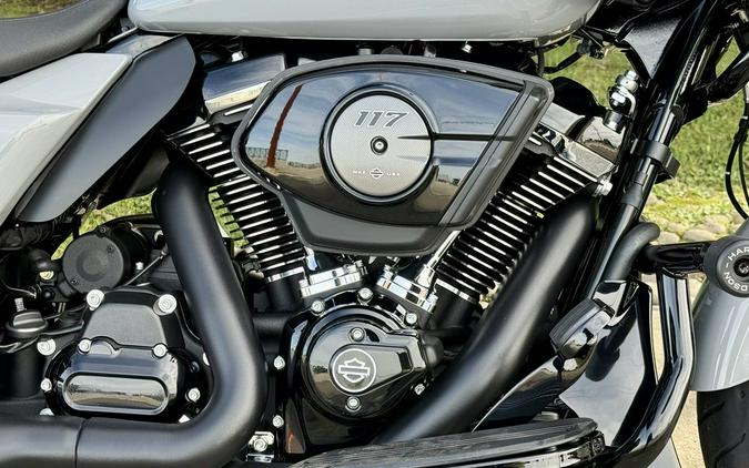 2025 Harley-Davidson® FLTRX - Road Glide®