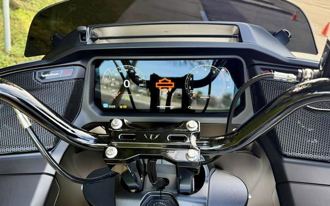 2025 Harley-Davidson® FLTRX - Road Glide®