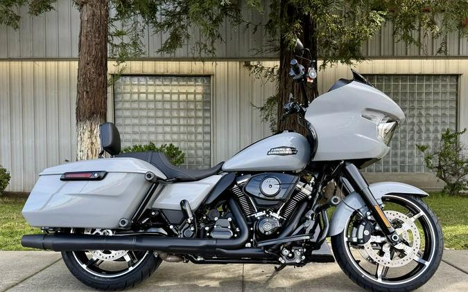 2025 Harley-Davidson® FLTRX - Road Glide®