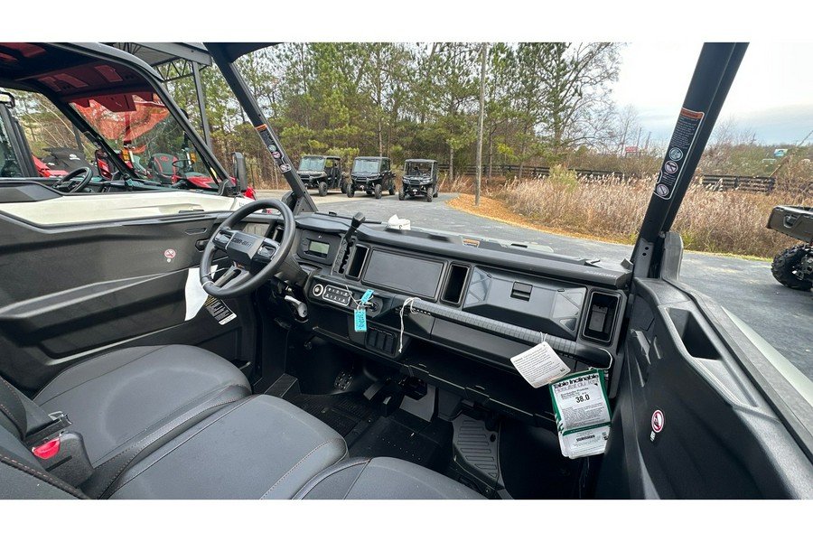 2026 Can-Am DEFENDER MAX XMR HD11