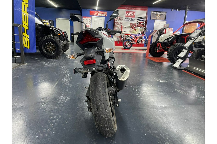 2022 Kawasaki Z400 ABS