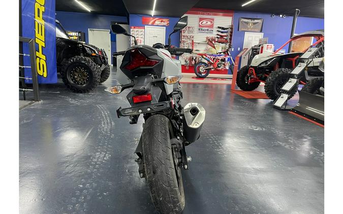 2022 Kawasaki Z400 ABS