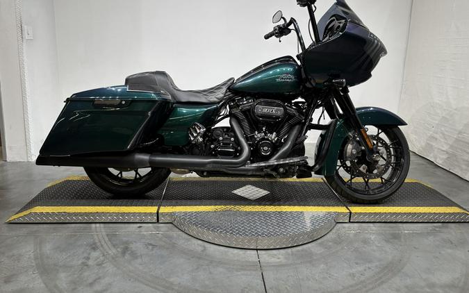2021 Harley-Davidson® Road Glide® Special Snake Venom