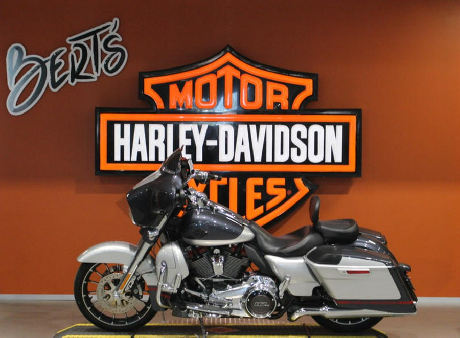 2019 Harley-Davidson® FLHXSE - CVO™ Street Glide®