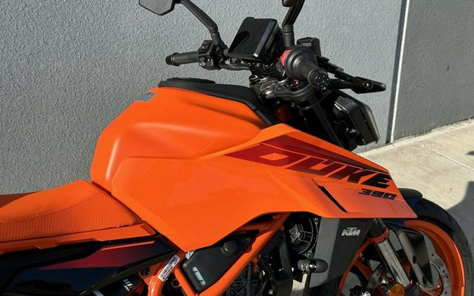 2024 KTM Duke 390