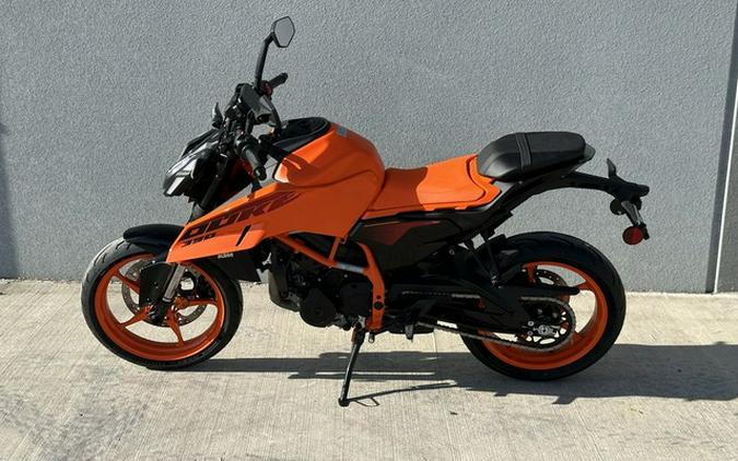 2024 KTM Duke 390