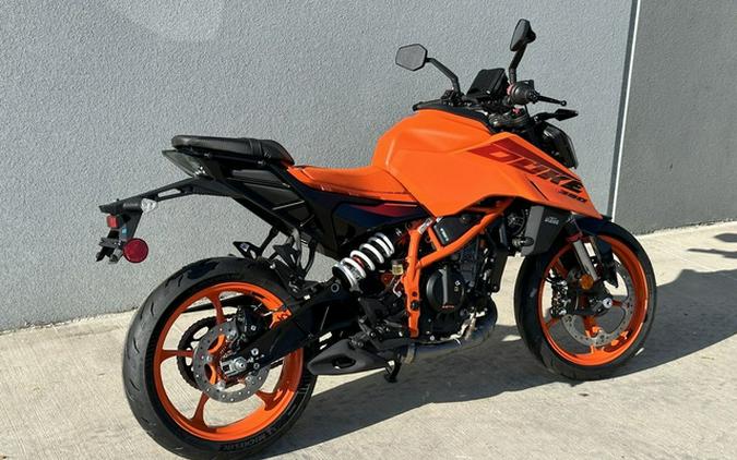 2024 KTM Duke 390