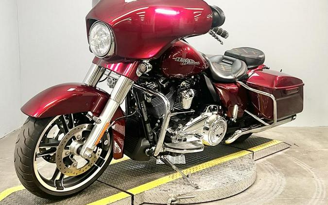 2017 Harley-Davidson® FLHXS - Street Glide® Special