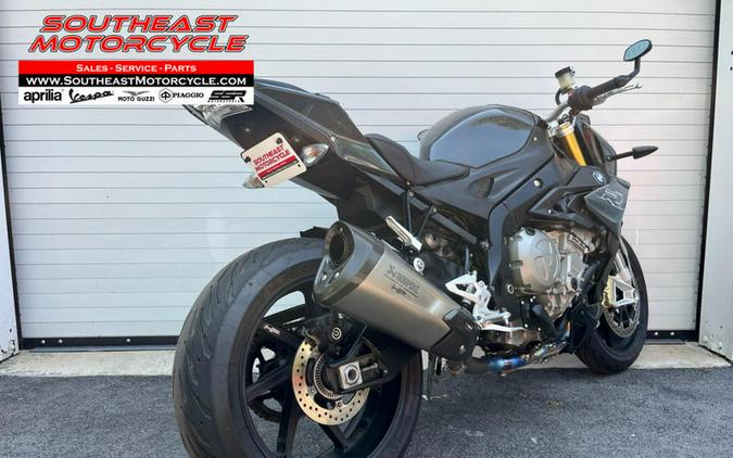 2017 BMW S 1000 R Premium Racing Red/Black Storm Metallic