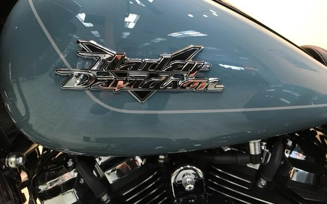 2024 Harley-Davidson® Road Glide® 3 Sharkskin FLTRT