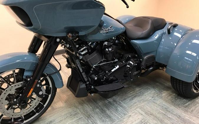 2024 Harley-Davidson® Road Glide® 3 Sharkskin FLTRT