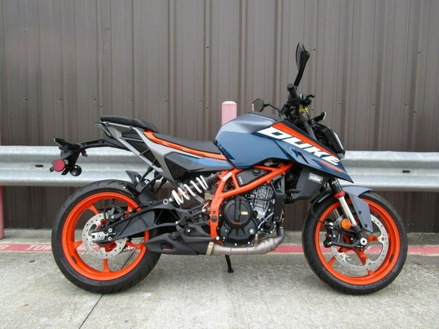 2024 KTM Duke 390