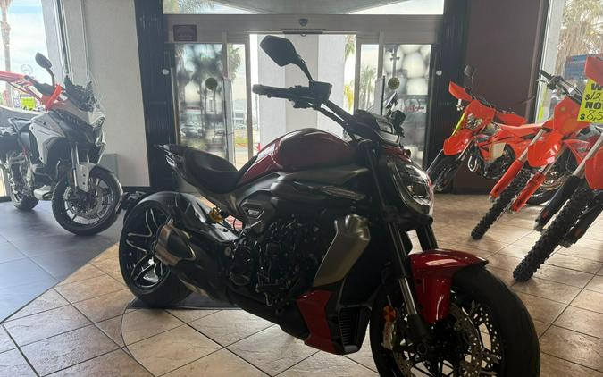 2026 Ducati X DIAVEL V4