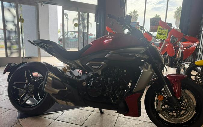 2026 Ducati X DIAVEL V4