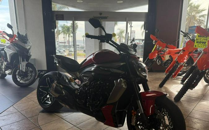 2026 Ducati X DIAVEL V4