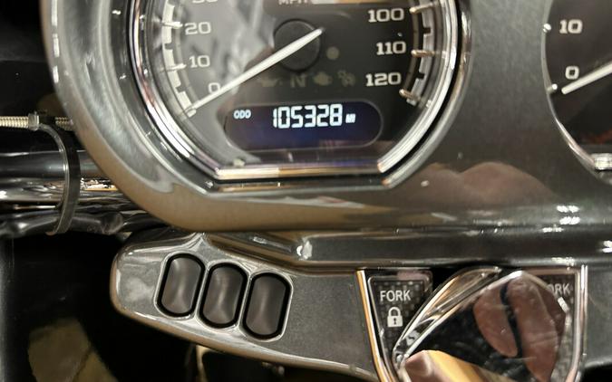 FLTRUSE 2016 CVO™ Road Glide® Ultra