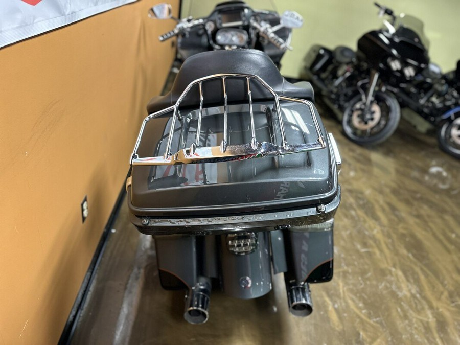 FLTRUSE 2016 CVO™ Road Glide® Ultra