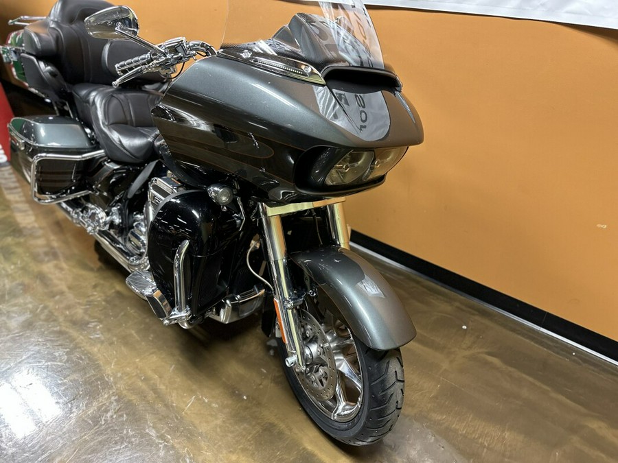 FLTRUSE 2016 CVO™ Road Glide® Ultra