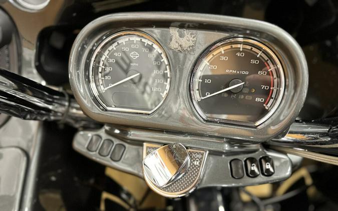 FLTRUSE 2016 CVO™ Road Glide® Ultra