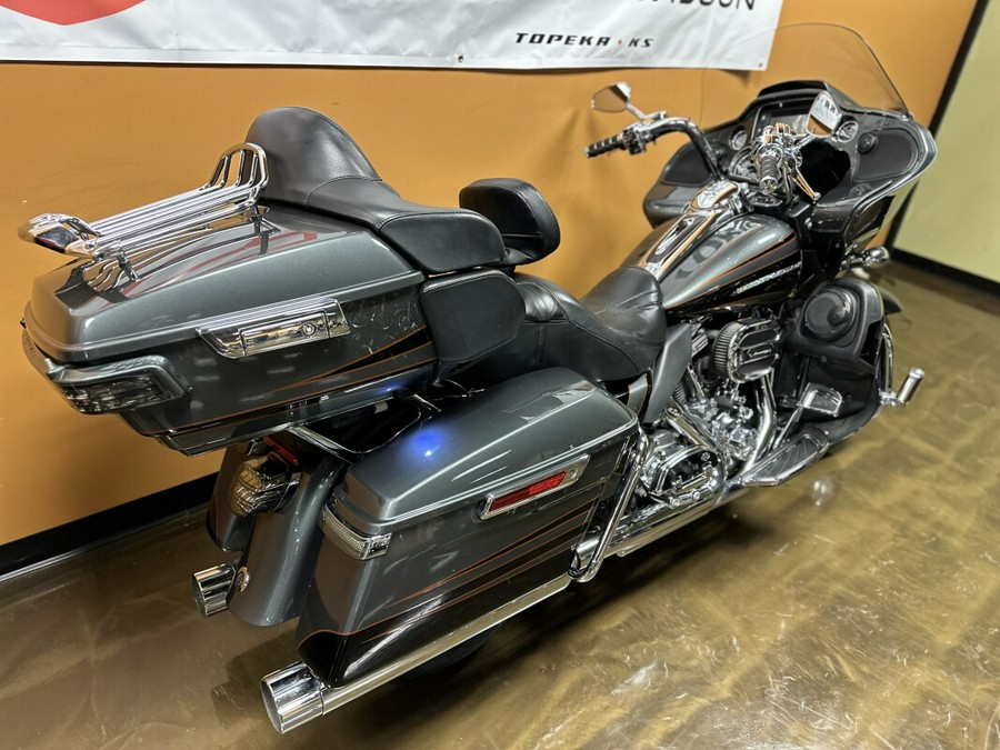 FLTRUSE 2016 CVO™ Road Glide® Ultra