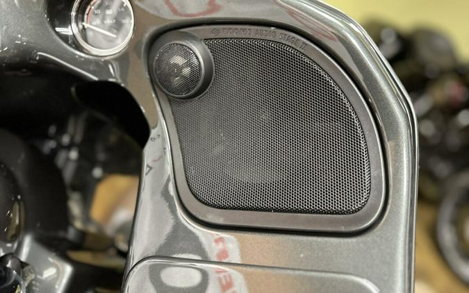 FLTRUSE 2016 CVO™ Road Glide® Ultra