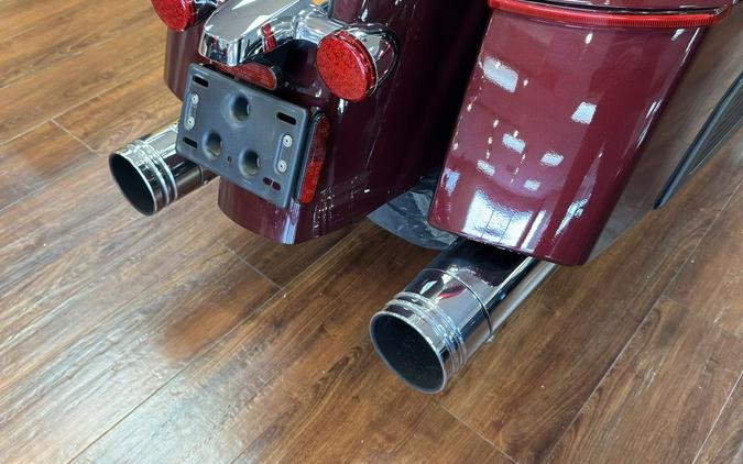 2022 Indian Motorcycle® Challenger® Limited Maroon Metallic