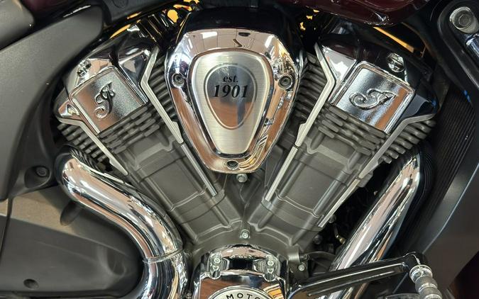 2022 Indian Motorcycle® Challenger® Limited Maroon Metallic