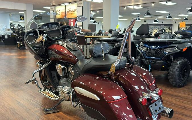 2022 Indian Motorcycle® Challenger® Limited Maroon Metallic