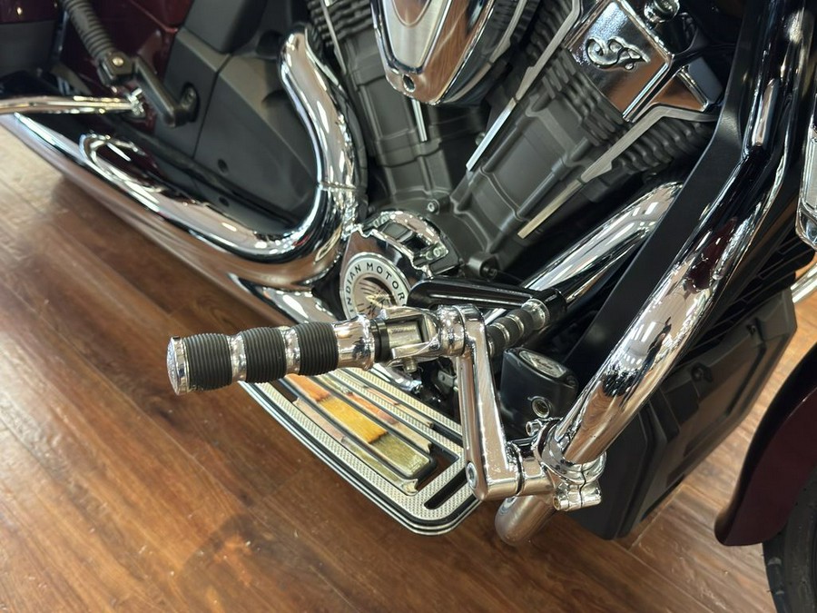 2022 Indian Motorcycle® Challenger® Limited Maroon Metallic