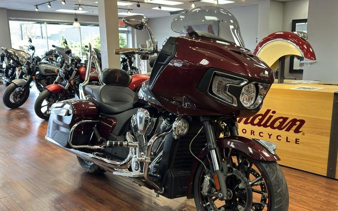2022 Indian Motorcycle® Challenger® Limited Maroon Metallic