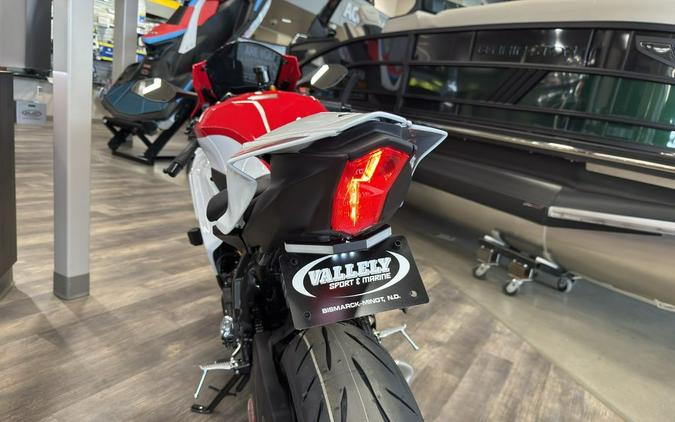 2026 Yamaha YZF-R7 70th Anniversary Edition