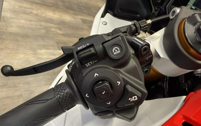 2026 Yamaha YZF-R7 70th Anniversary Edition