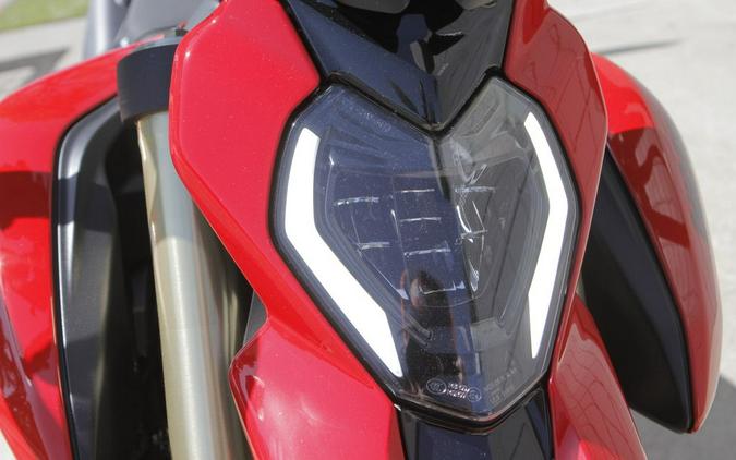 2026 Ducati Hypermotard V2