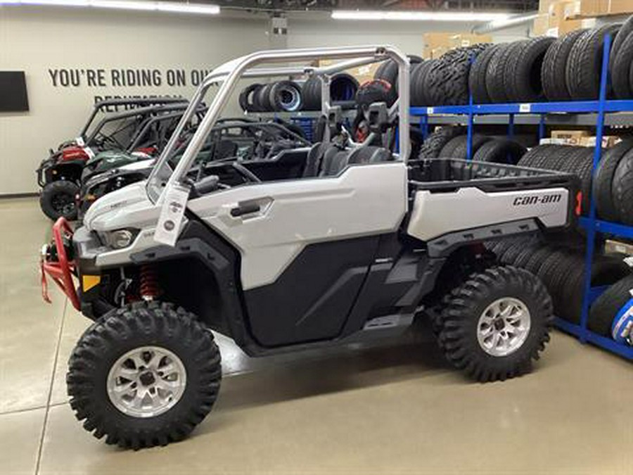 2024 Can-Am Defender X MR