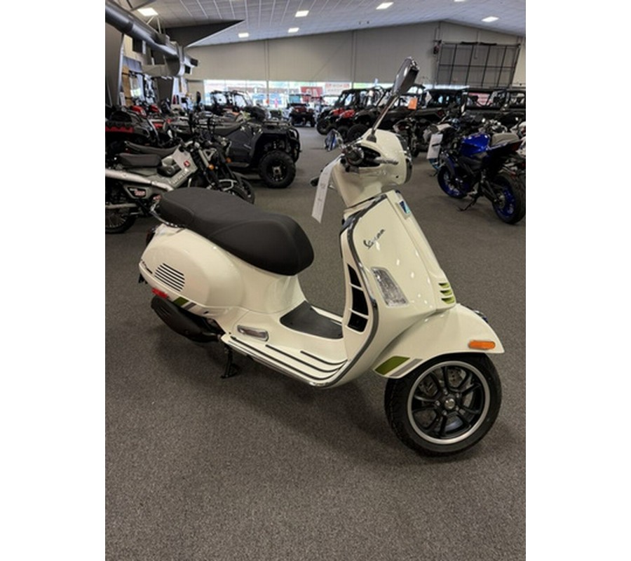 2026 Vespa GTS 310 SuperTech